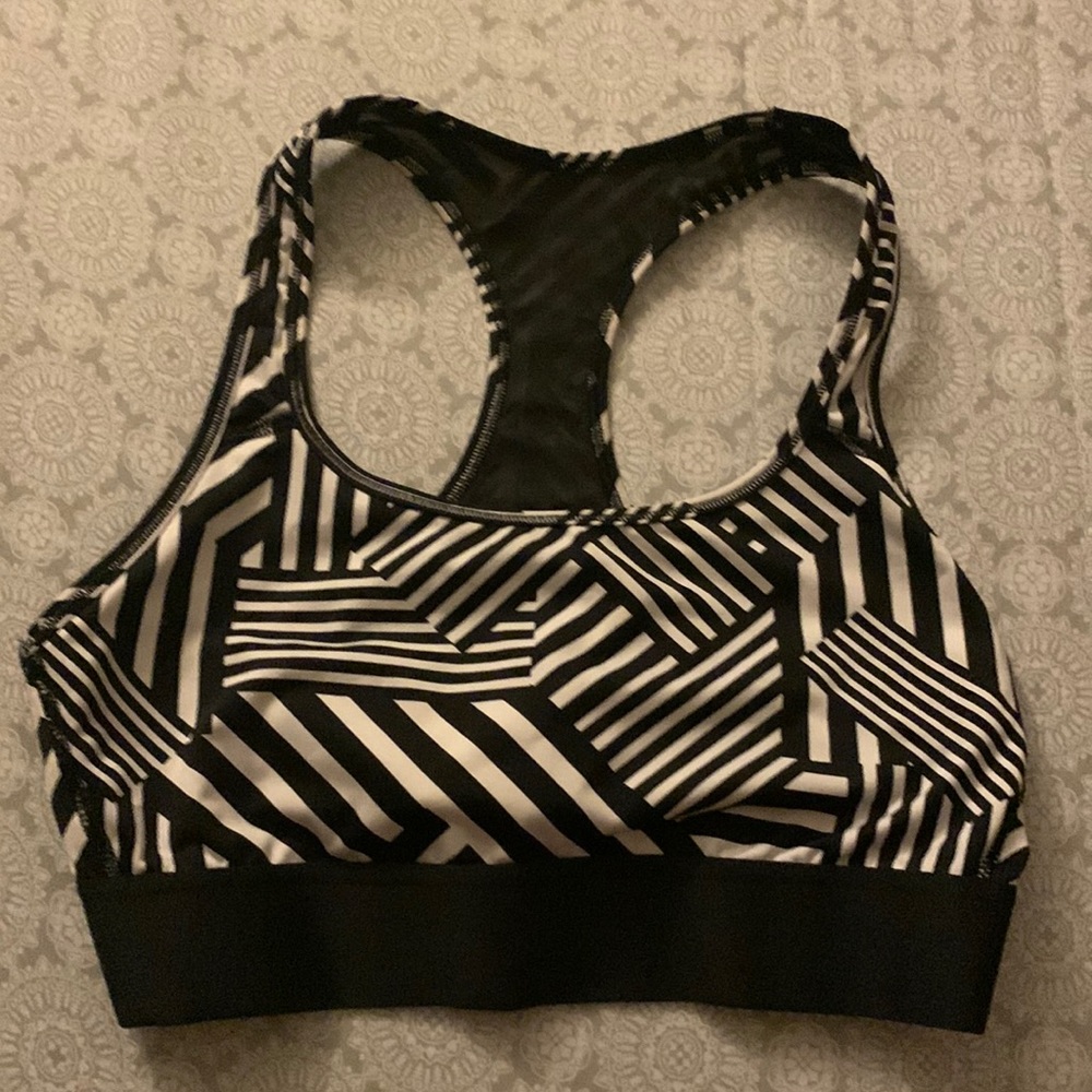 Victoria’s Secret black and white Sports bra